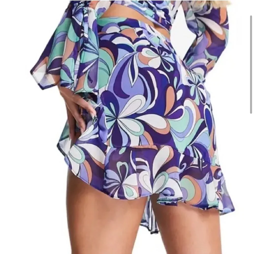 ASOS RUFFLE PRINT MINI SKIRT size 8 - Picture 3 of 11